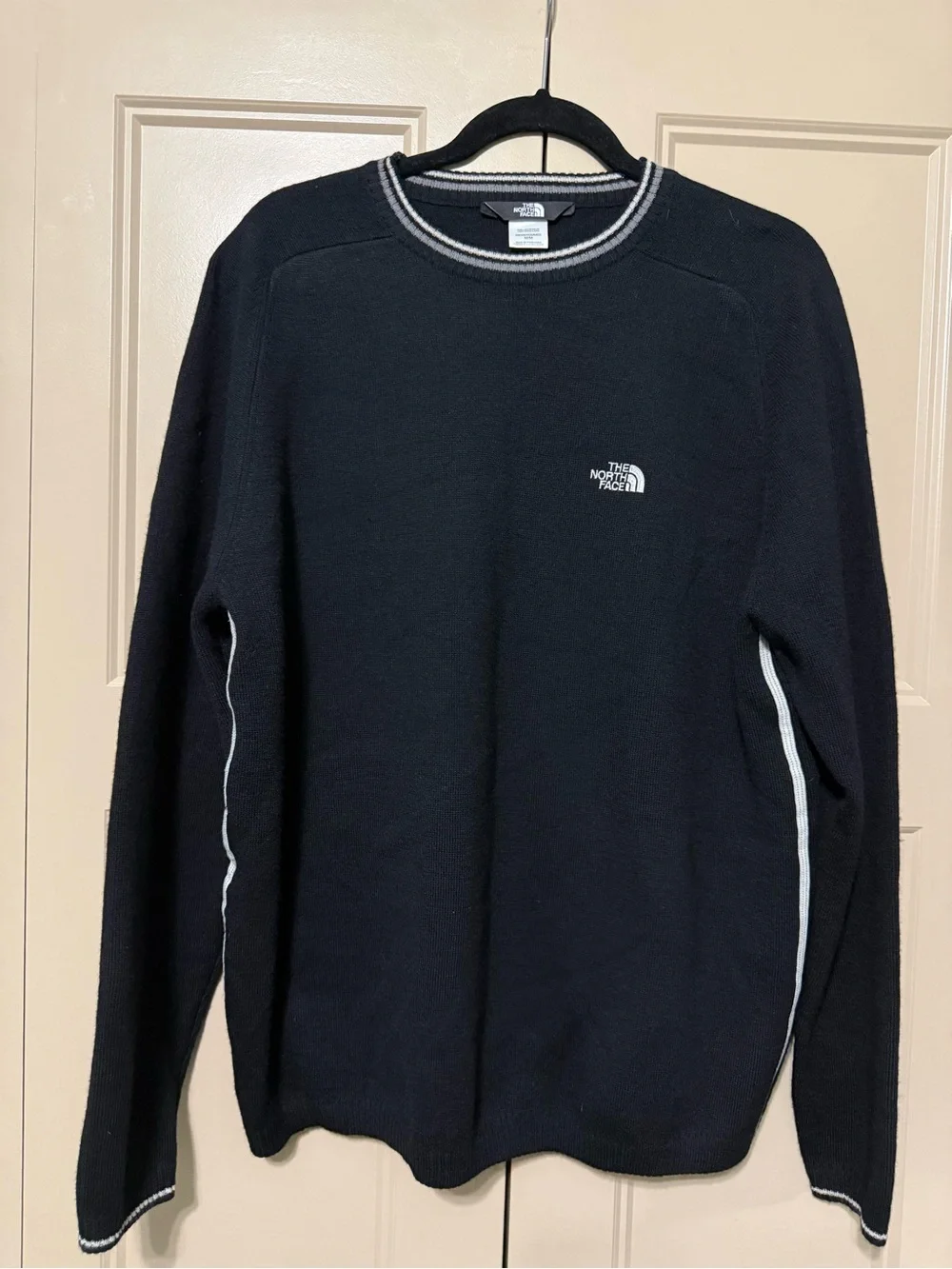 The North Face men crewneck